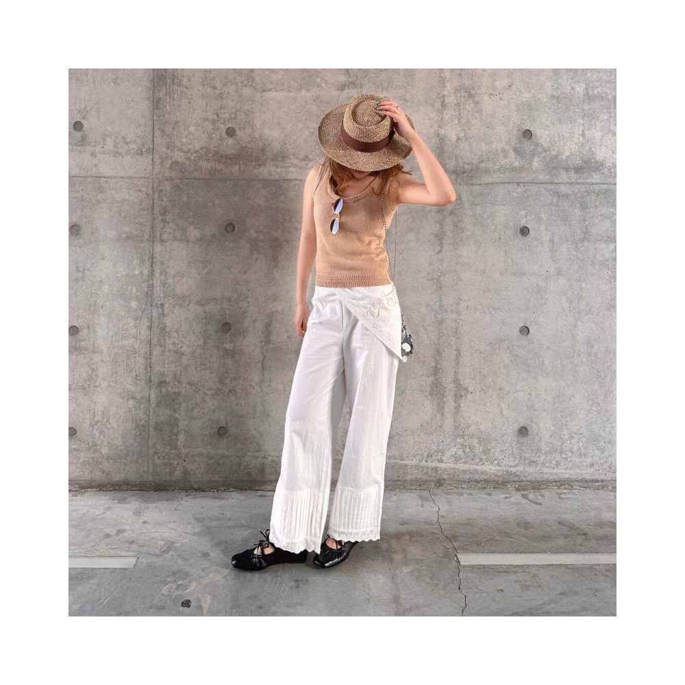 White lace lace patchwork high waisted loose wide leg pants for women in spring and summer new heavy duty pleated casual cropped pants for women image 4