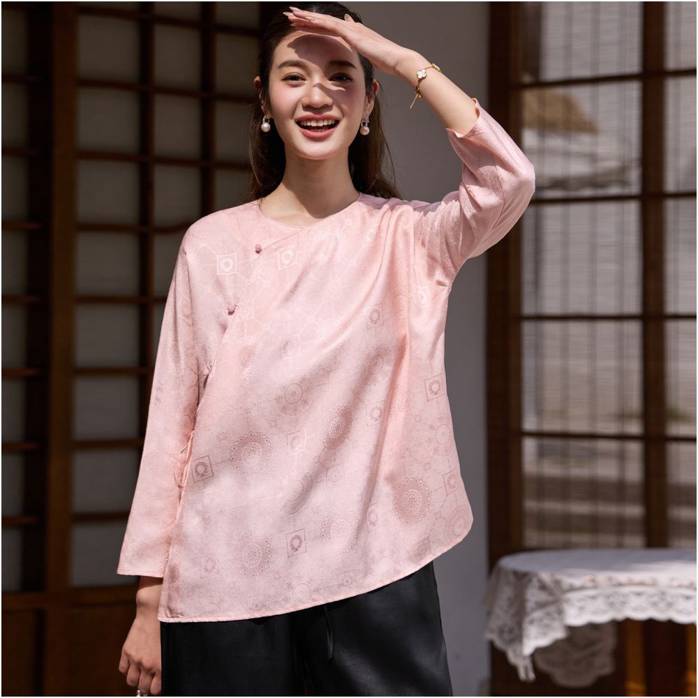 Feiyitang silk pressed silk round neck top for women in spring Chinese retro style artistic improvement women s loose cheongsam Tang style image 0