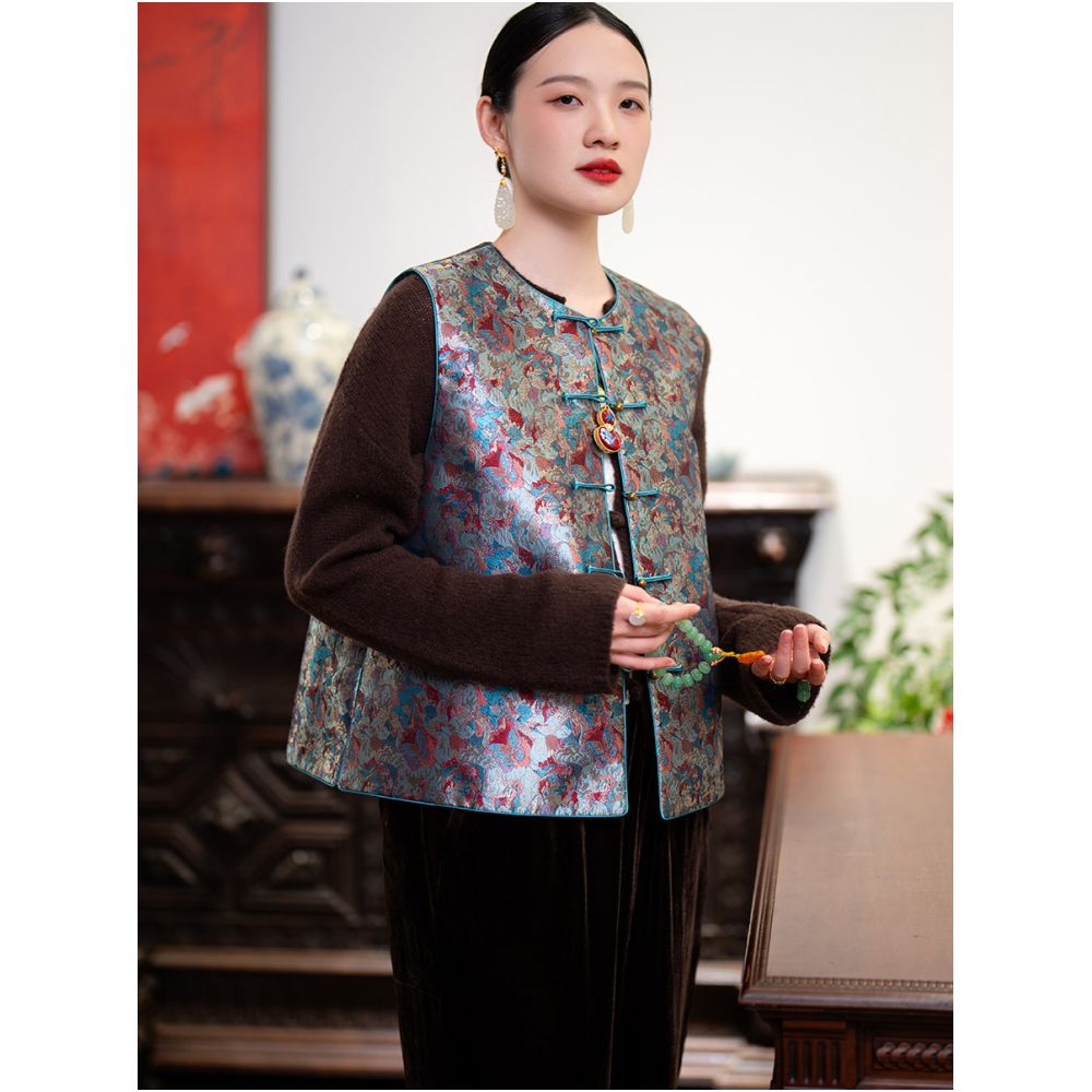 2025 New Product PCY1722 Full Butterfly Pattern Handmade Pan Buckle Clip New Chinese Retro Vest Small Shirt for Women image 4