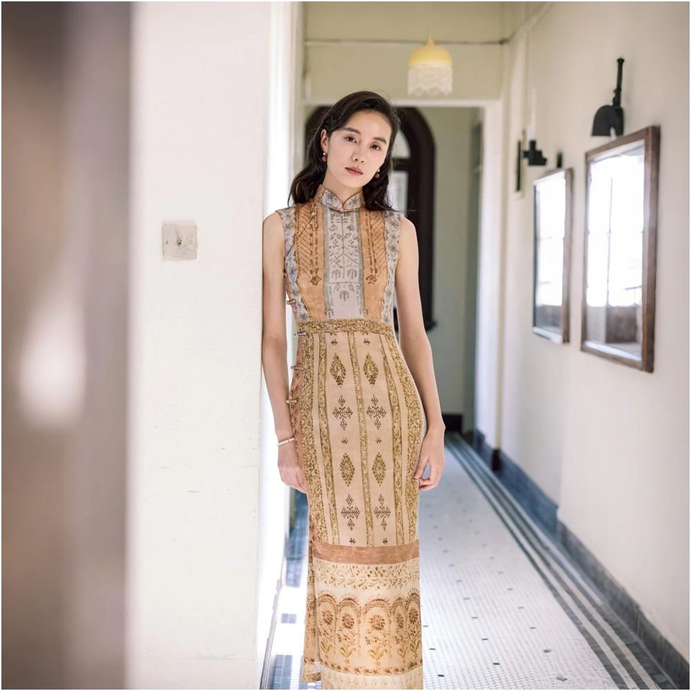 Momo 2025 Spring Summer New Sleeveless Half Open Long Style Retro Chinese Daily Tencel Ma Cheongsam West Asia image 3