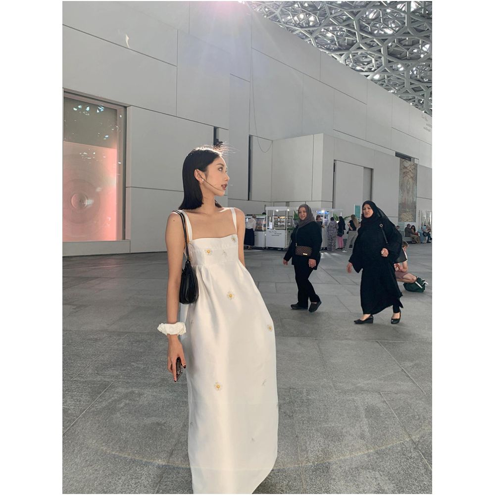 AN Maiden High End White Dress for Women Summer French Tea Break Style Printed Fit Square Neck Spaghetti Strap Long Dress image 0