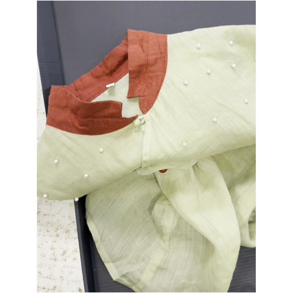 Highly recommended Love at first sight New Chinese style short sleeved ramie shirt with irregular placket Chinese knot buttons and beaded details image 4