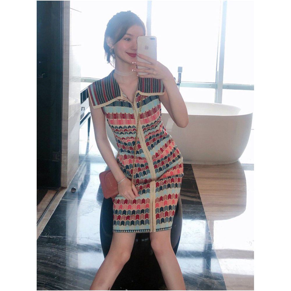 Summer high end design niche collared dress for petite women perfect for photoshoots beach vacations and beach wear in Sanya image 2