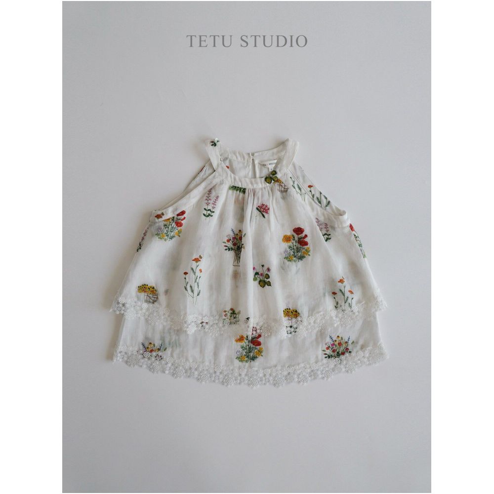 ASAYA6792 – Meadow Muse Embroidered Top 🌼🕊️