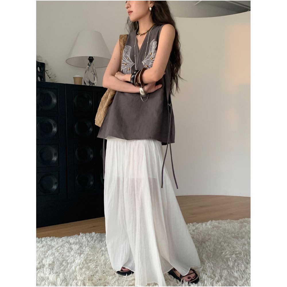 Taupe store linen embroidered beaded appliqu vest romantic and fun high end V neck side slit A line top image 3
