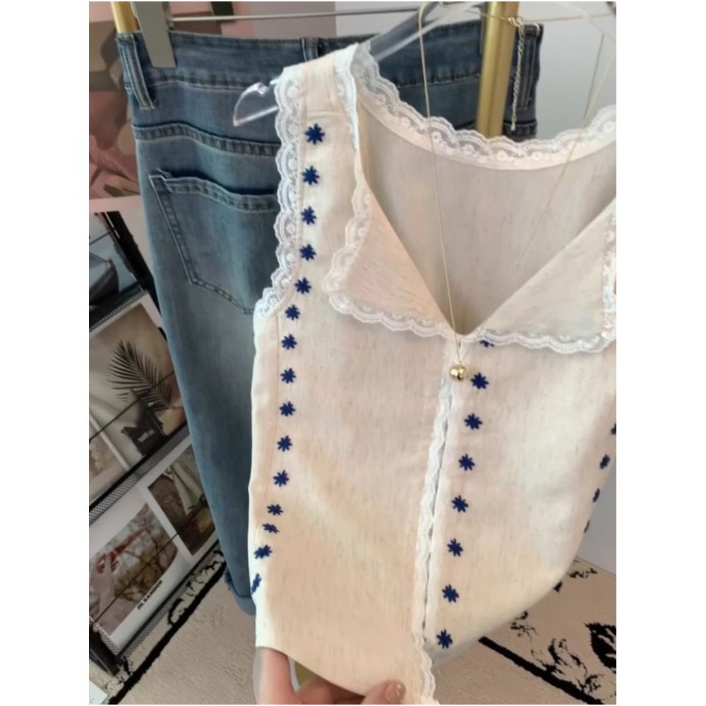 French style V neck embroidered sleeveless vest for women summer style lace trim short slim fit pretty top trendy image 4