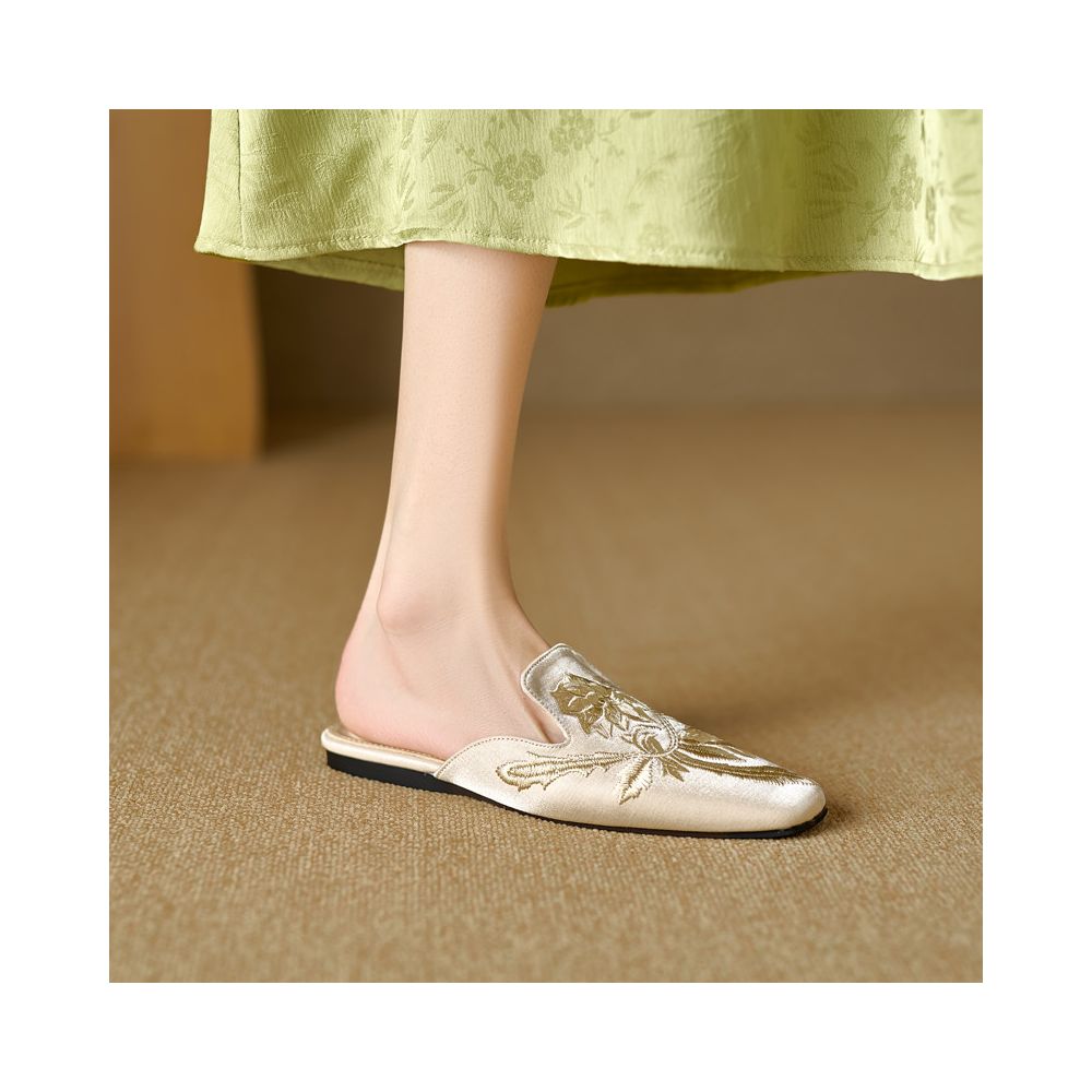 ASAYA6837 – Lotus Heritage Mules 🌿✨