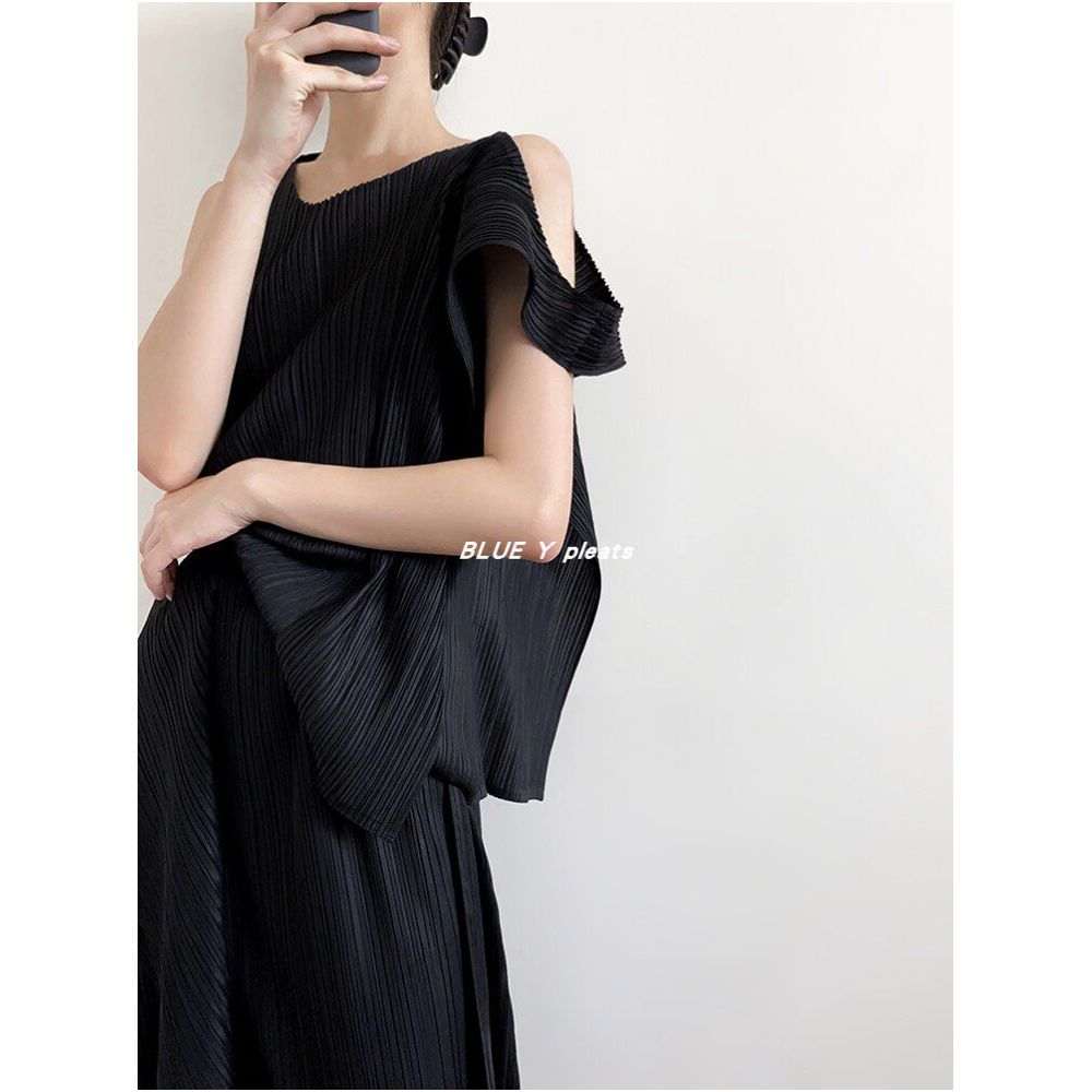 ASAYA6936 – Aurora Pleats Asymmetric Top 💜✨