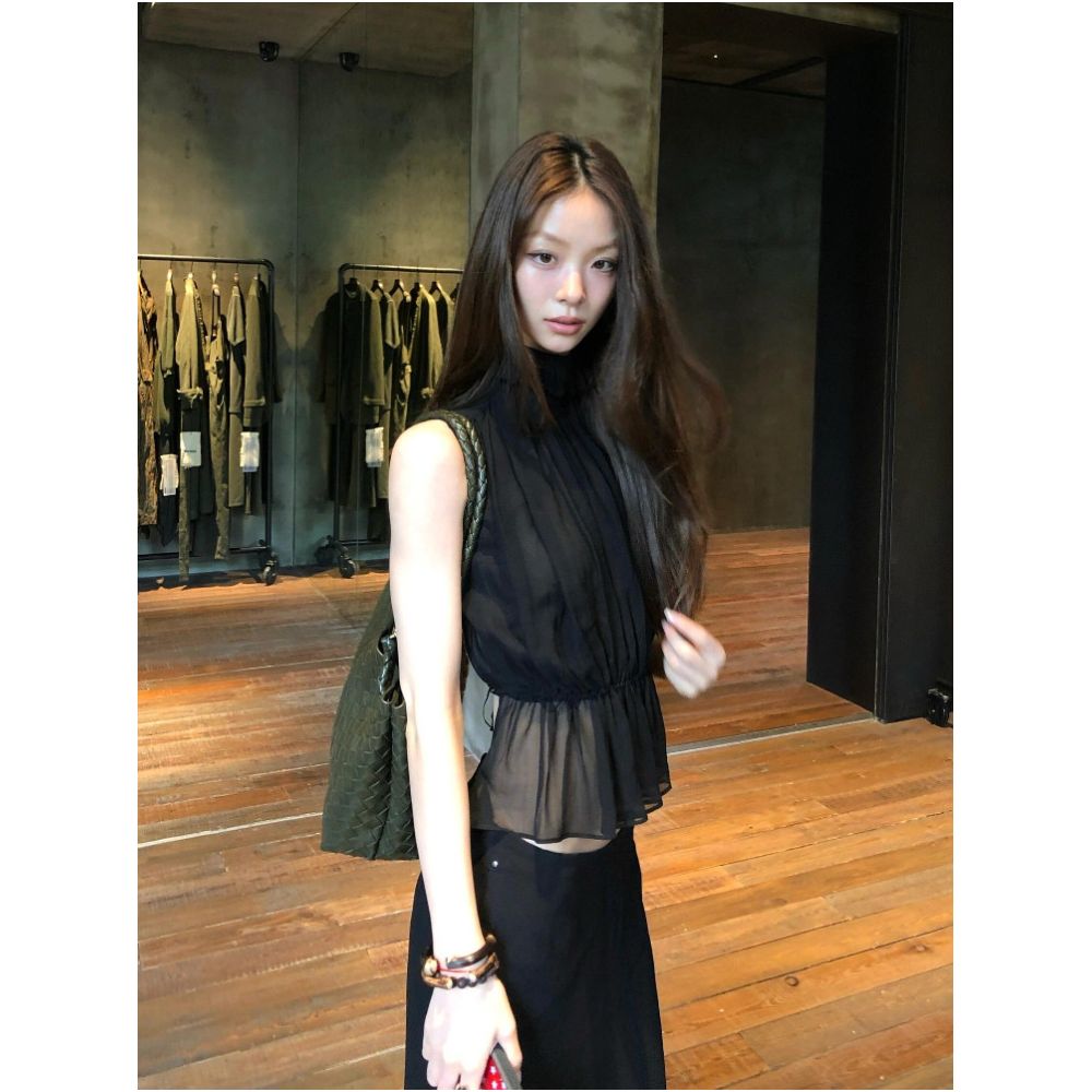 UU Black Slim Waist Backless Chic Unique Mesh Sleeveless Top Summer New Arrival Niche Dark Lolita Style image 0