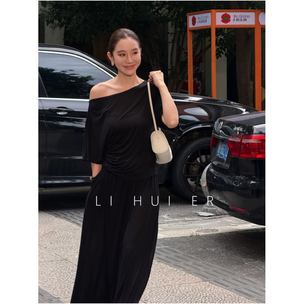 LiHuiEr Summer Nocturne Black Loose fitting One shoulder Short sleeved Top and Skirt Two Piece Set image 1