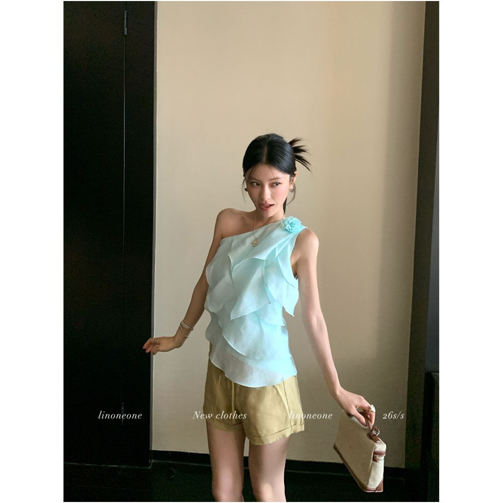 ASAYA7065 – Blossom Cascade One-Shoulder Top 🌸🤍