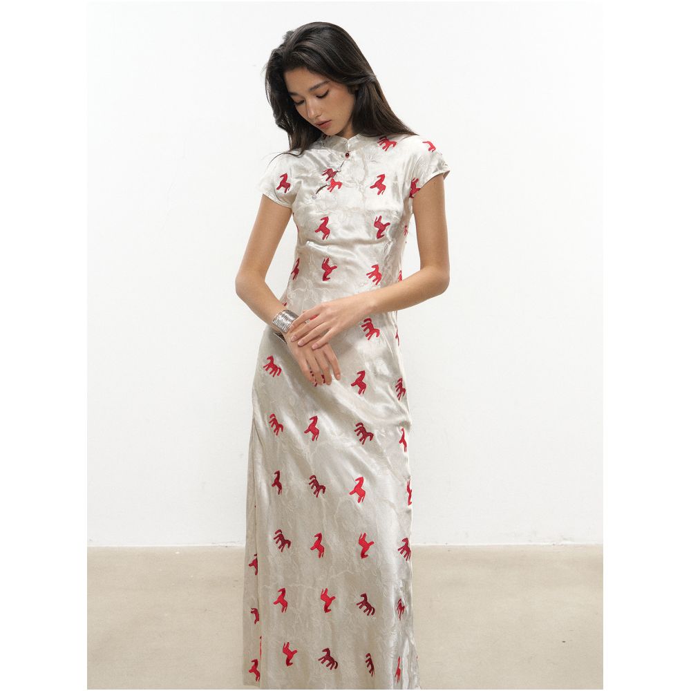 CTheMoon Original Authentic Pony Embroidery Modified Cheongsam Dress New Chinese Style Dress Engagement Dress Evening Gown image 1