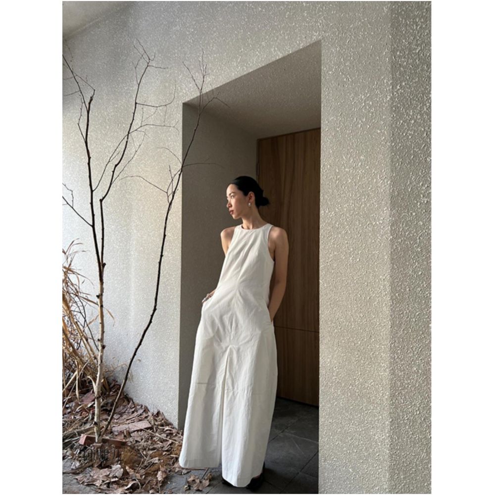 Turn right Chen s thigh French style white sleeveless dress for women summer temperament retro slimming vest dress image 1