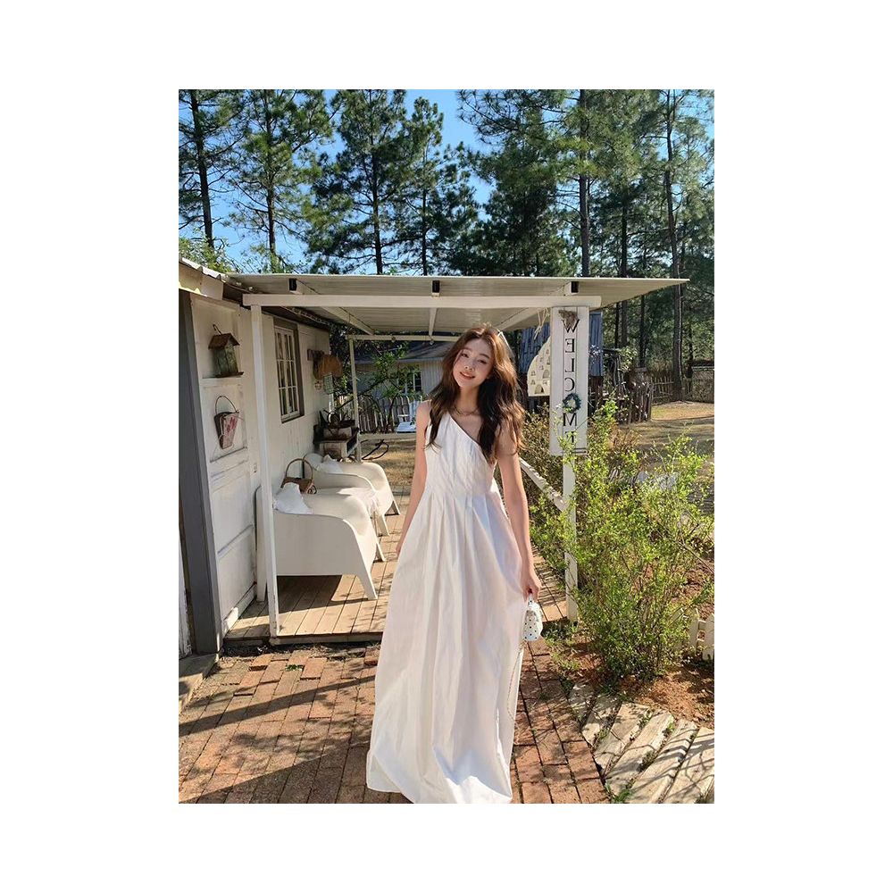 Turn right Chen Tudou Stylish off shoulder white dress for women summer elegant and gentle long dress image 0