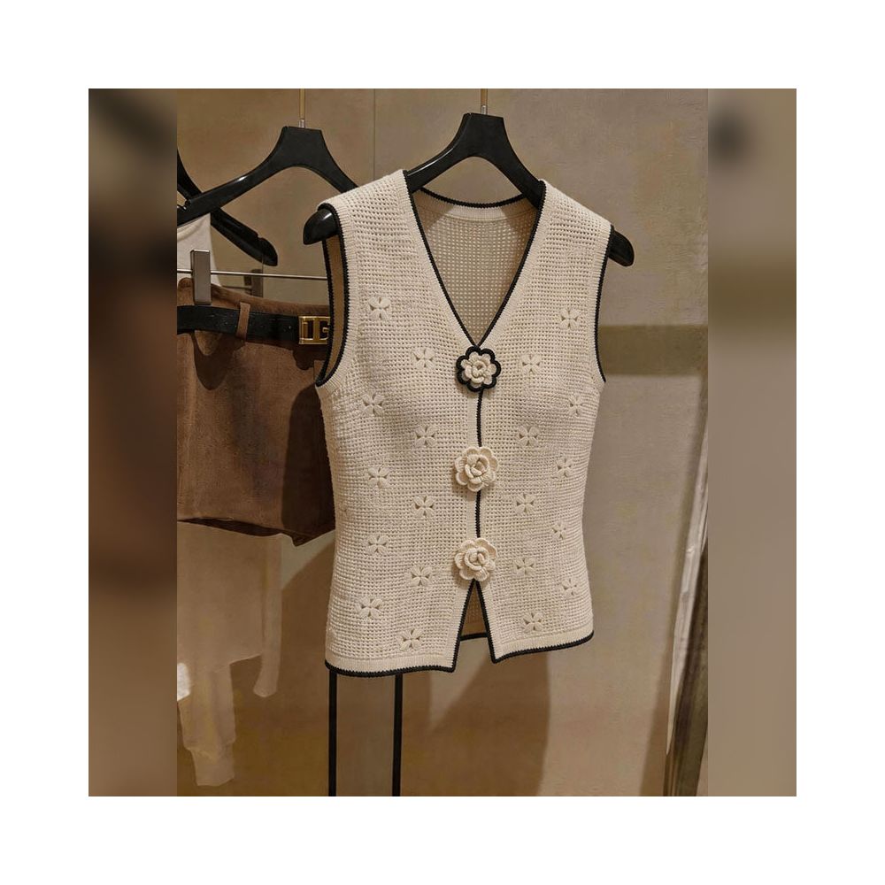 ASAYA7120 – Camellia Crochet Knit Vest 🤍🌼