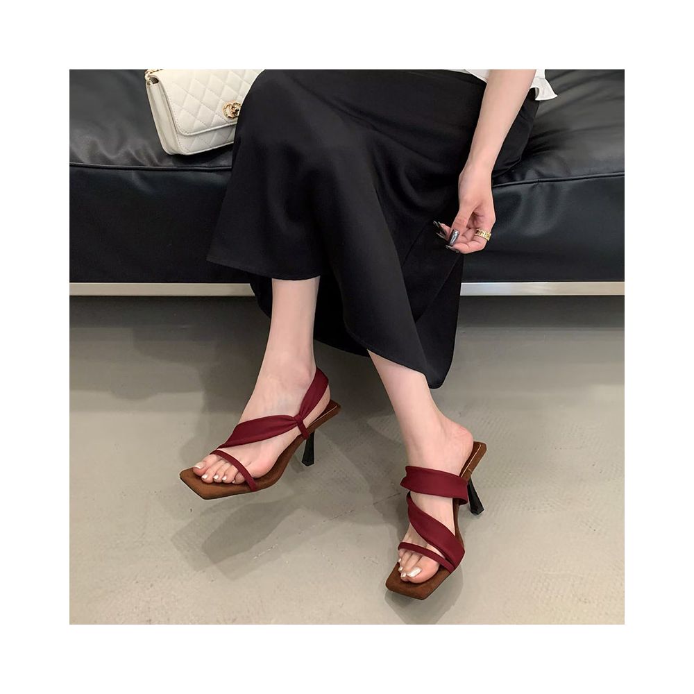 ASAYA7122 – Grace Twist Heeled Sandals 👠✨