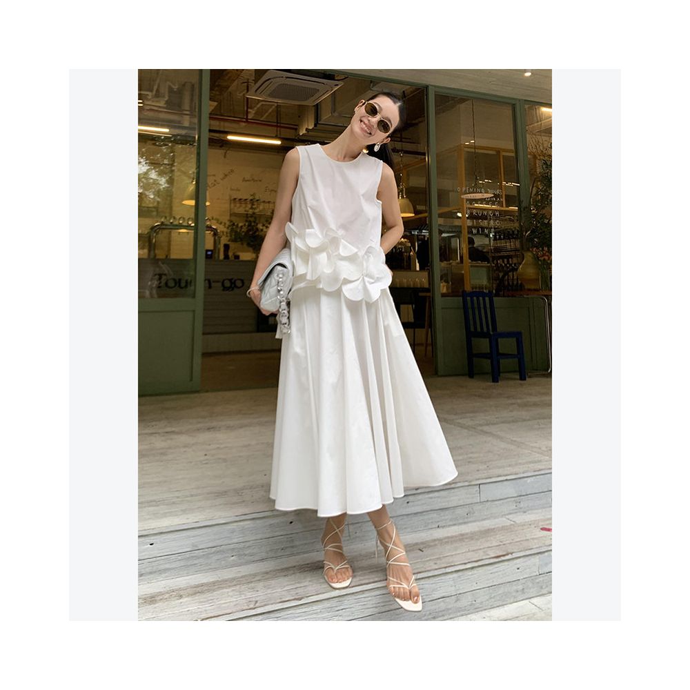 ASAYA7124 – Camellia Bloom Midi Dress 🤍🌸