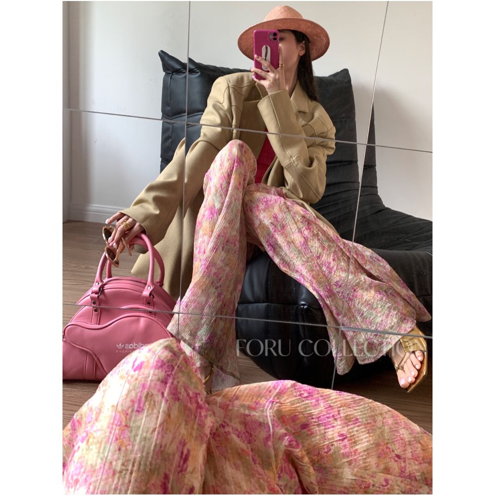 The HangYi Summer New Floral Print Lace up Flared Pants Women s Textured Pleated High Waisted Wide Leg Trousers image 0
