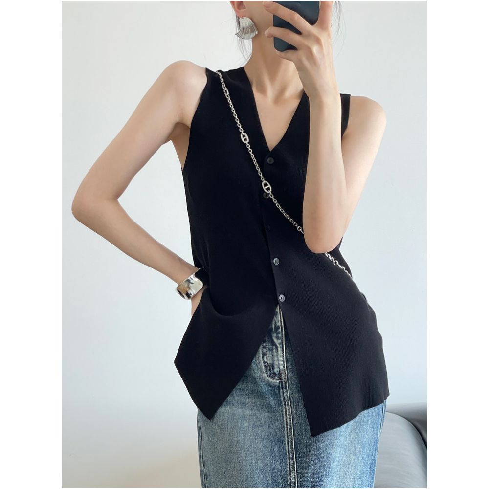 Limited quantity of original export stock to Japan Summer French V neck sleeveless knitted vest cardigan luxurious women s vest top image 0