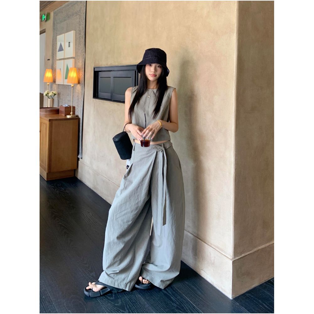 2ND STUDIOS Grey Sleeveless Suit Casual Versatile Relaxed Style New Summer 2026 Two Piece Set for Women image 1