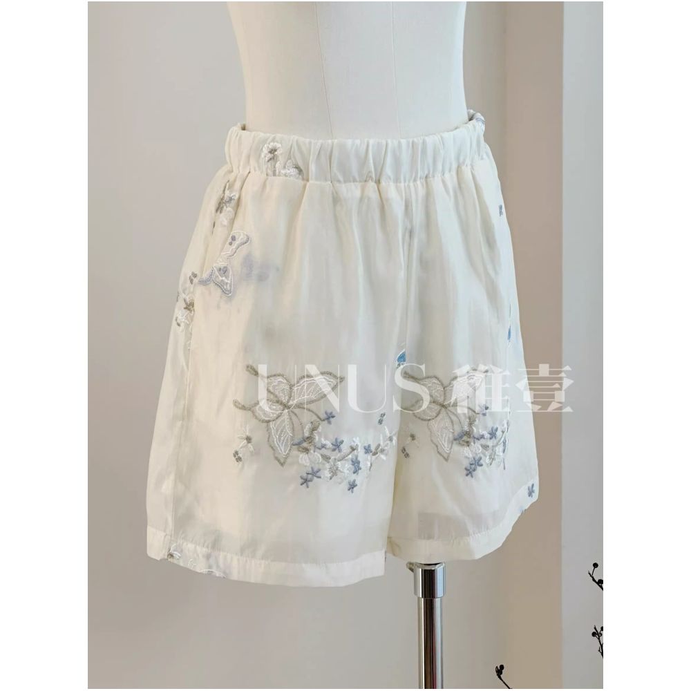UNUS Childhood One Tencel Embroidered Shorts Two Piece Set New Chinese Style Summer New V Neck Jacquard Breathable Fashion image 3