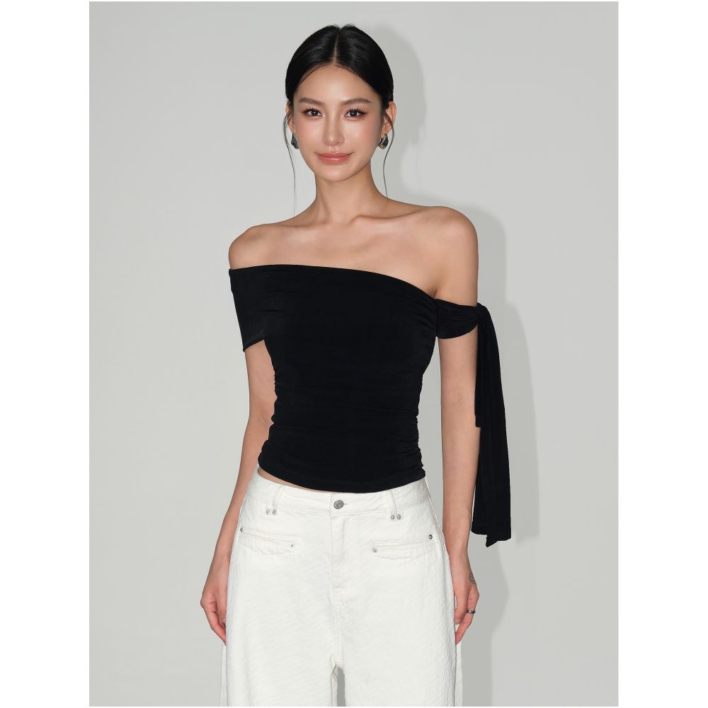 ASAYA7275 – Midnight Muse Off-Shoulder Top 🖤✨