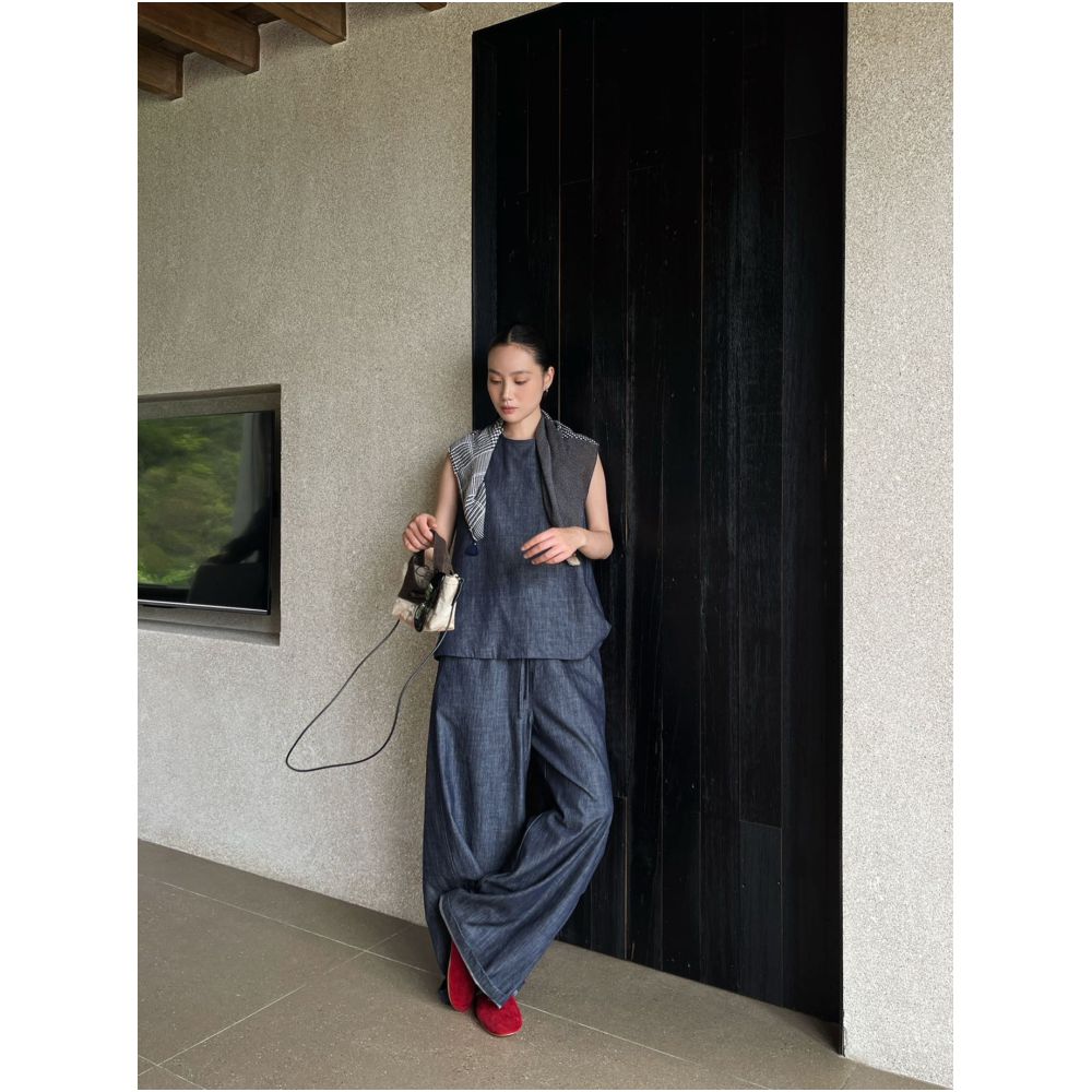 PURITY YR Niche Simple Comfortable Relaxed Style Loose Retro Denim Sleeveless Top Pants Slimming Set image 2