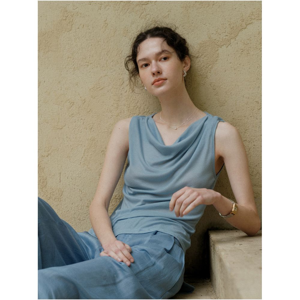 Clean Sense s classic turtleneck and flowy style a basic skin friendly sleeveless turtleneck vest top image 1