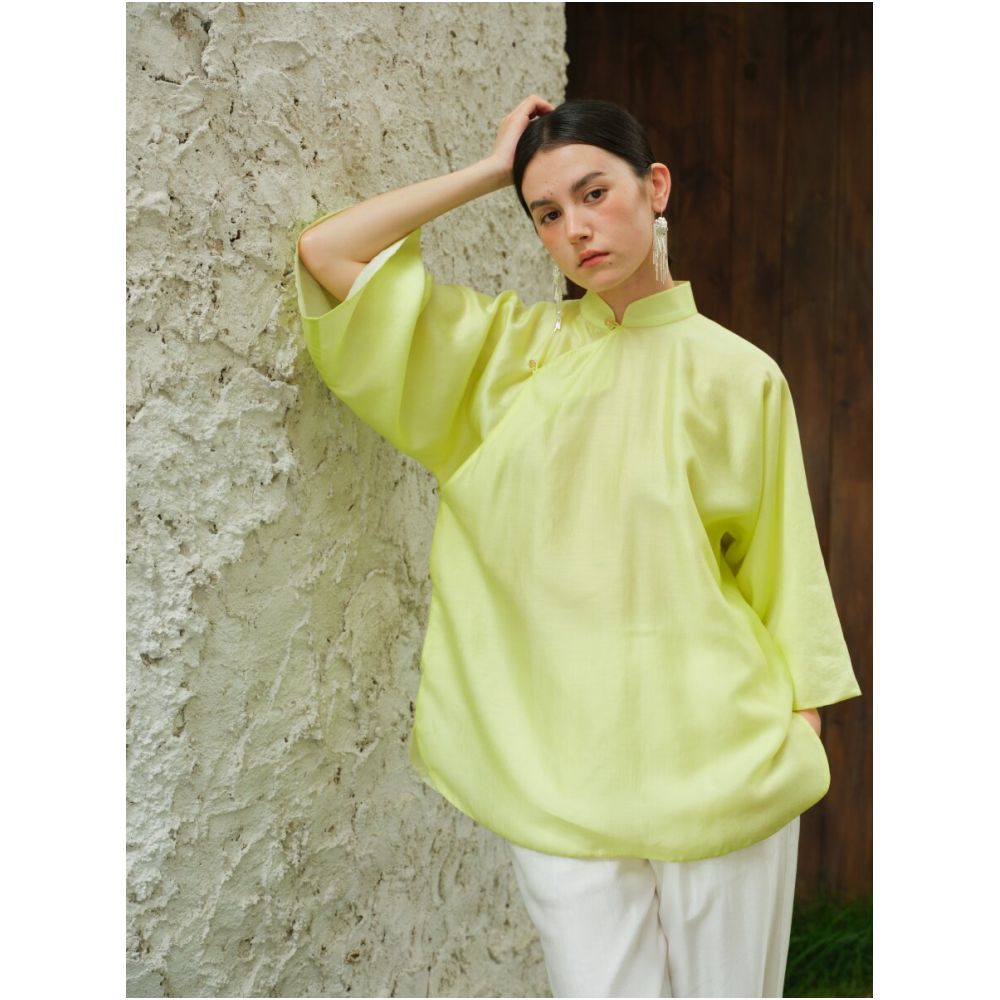 ASAYA7573 – Modern Mandarin Flow Top 🌿✨