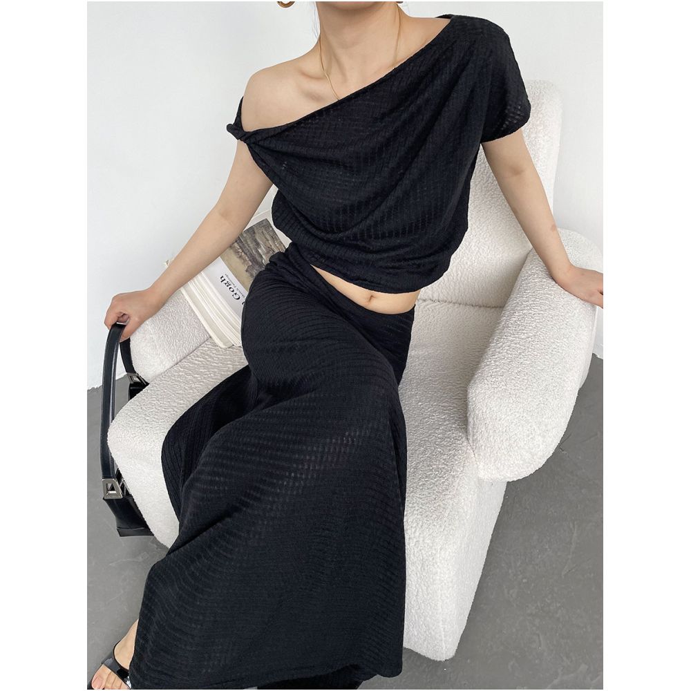 Acupstudio Jiang Youshang Hot Girl Off Shoulder Textured Short Sleeve T Shirt and Asymmetrical Long Skirt Set image 2