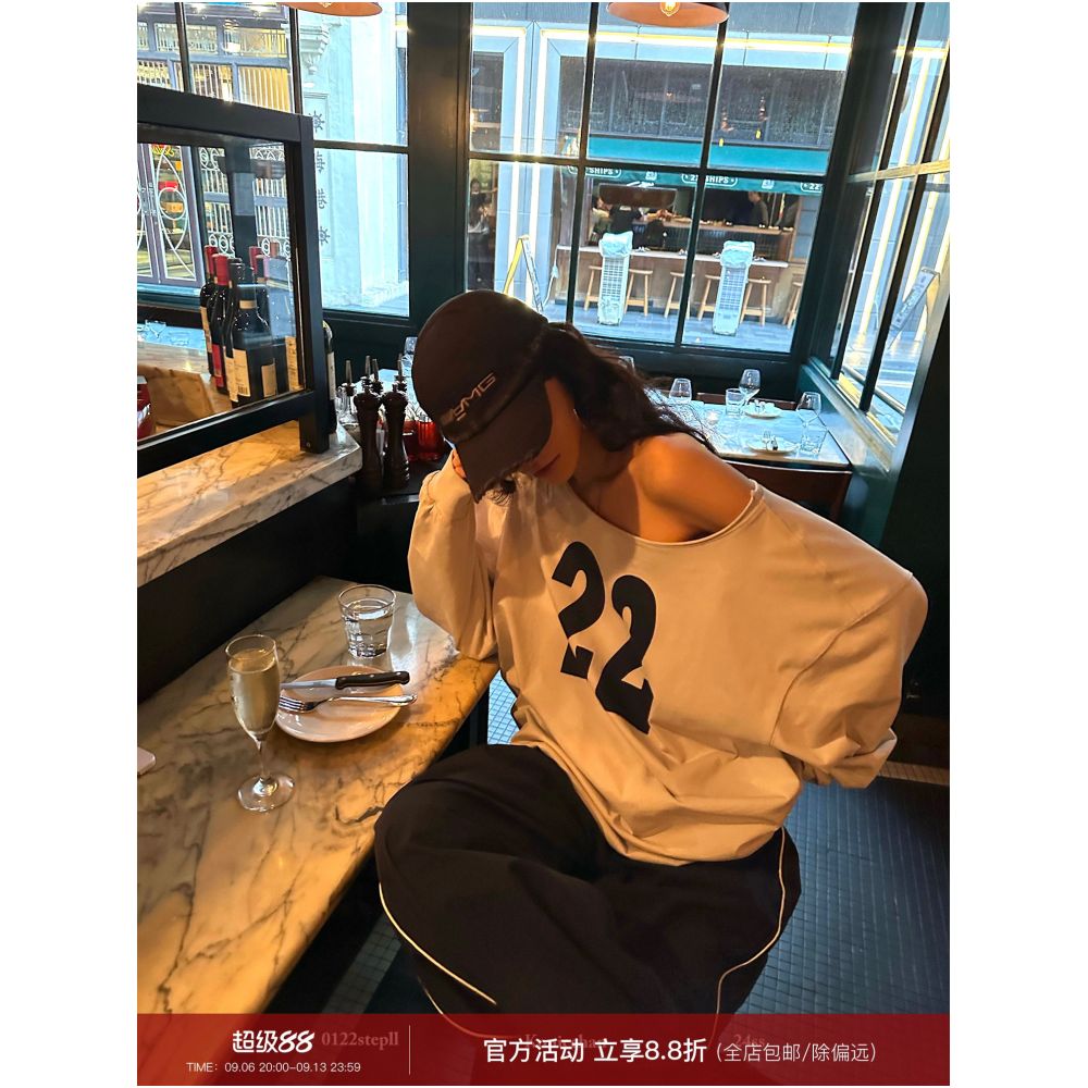 ASAYA7663 – Off-Shoulder 22 Relaxed Sweatshirt 🤍🏁