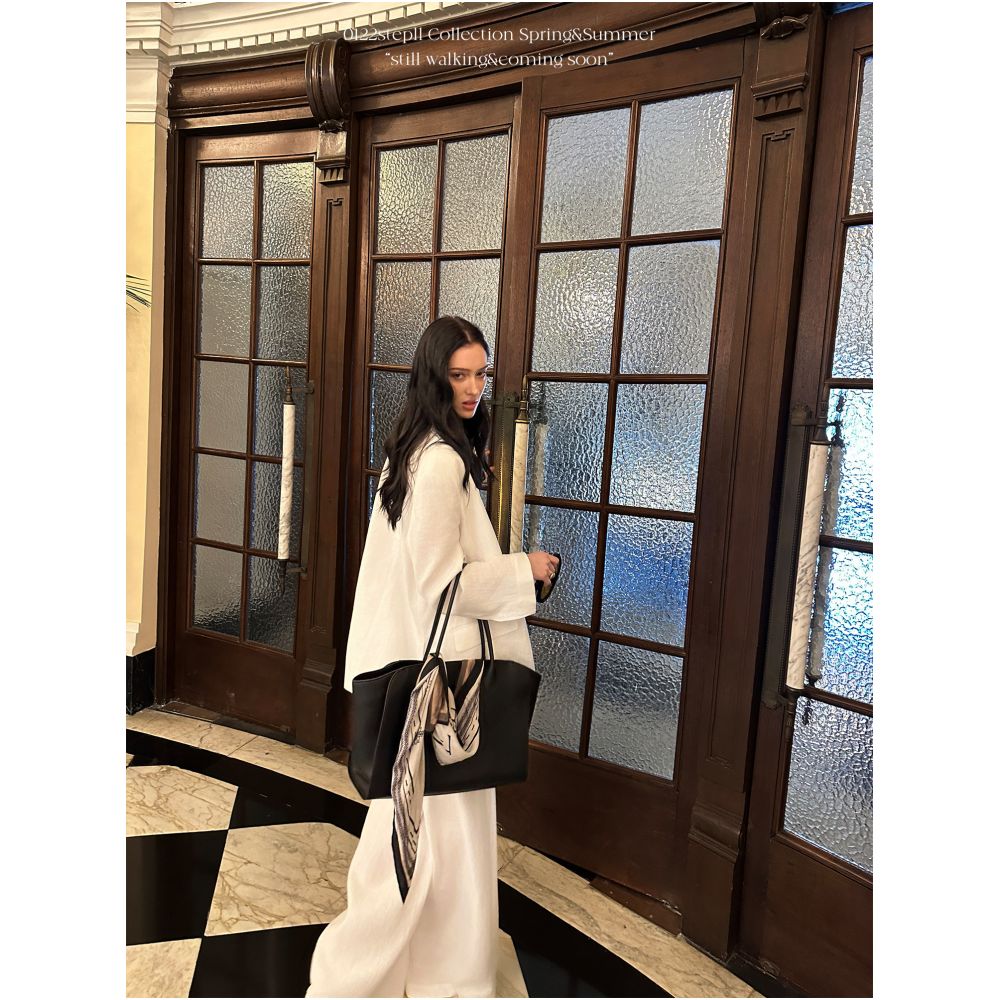 0122stepll Old Money Suit Linen Suit Set for Women White Wide Shoulder Jacket and Casual Trousers Three Piece Set image 4