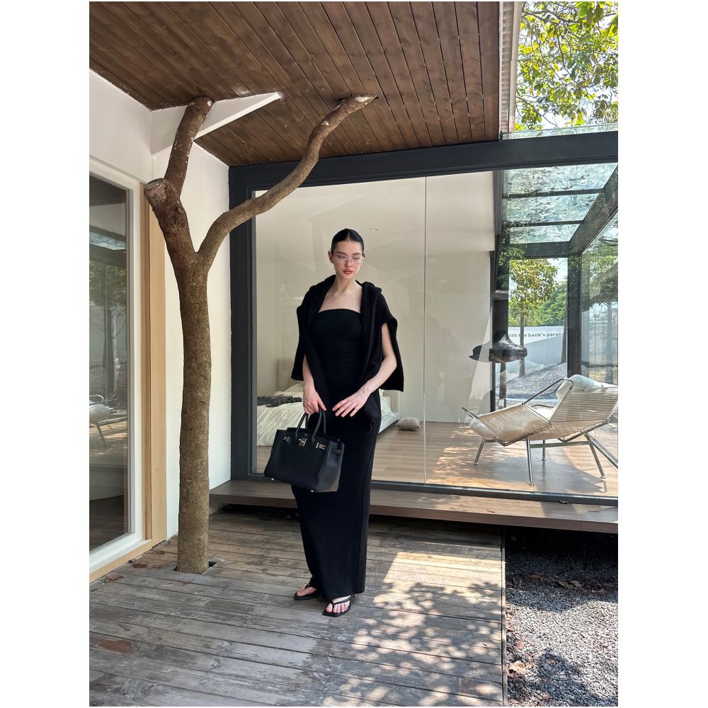 0122stepll Elegant and Relaxed Black Sweater Two Piece Set for Women Slimming and Waist Defining Strapless Dress Suit image 3