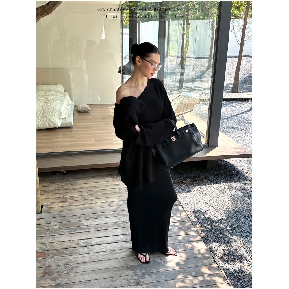0122stepll Elegant and Relaxed Black Sweater Two Piece Set for Women Slimming and Waist Defining Strapless Dress Suit image 4