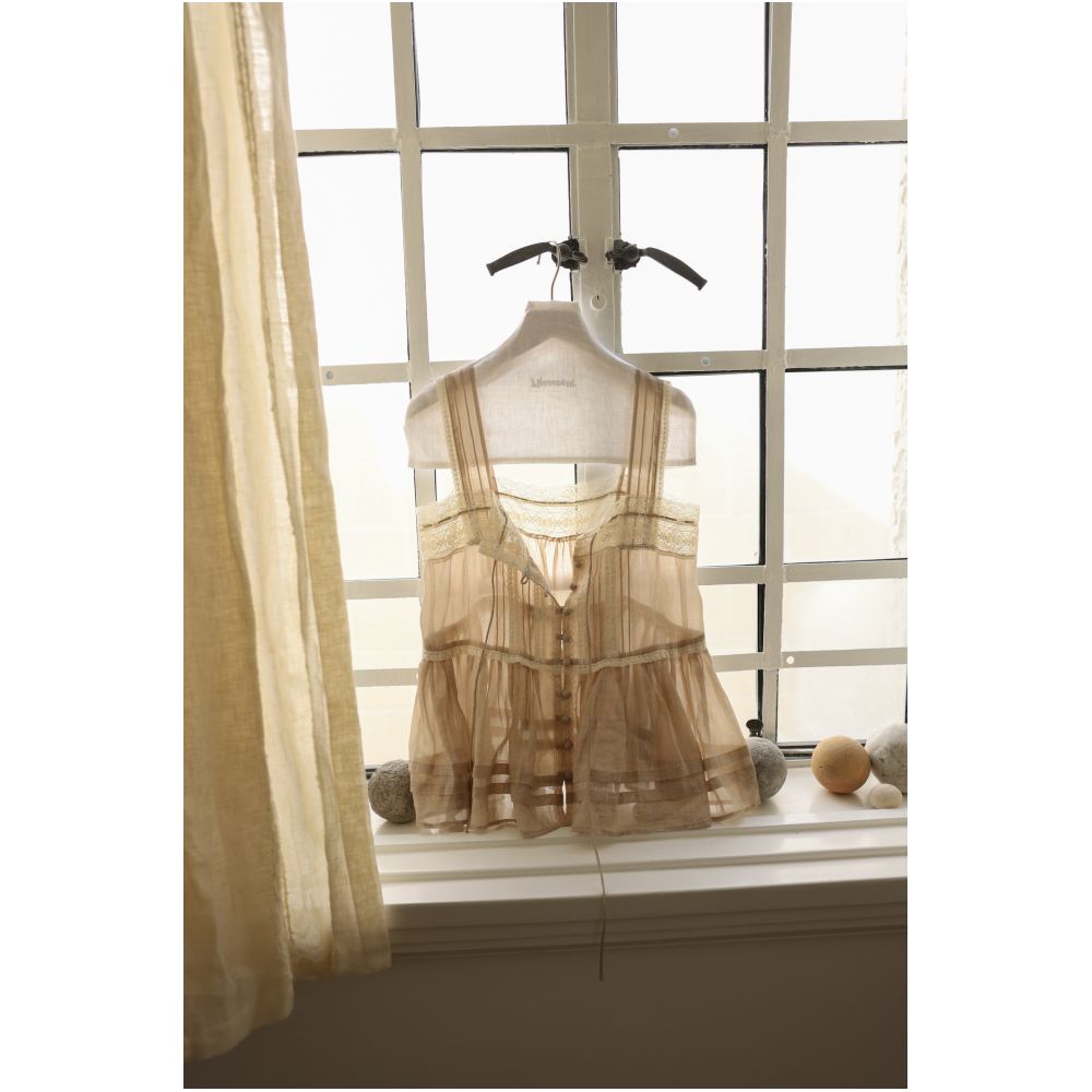 ASAYA7743 – Vintage Lace Airy Camisole 🤎✨