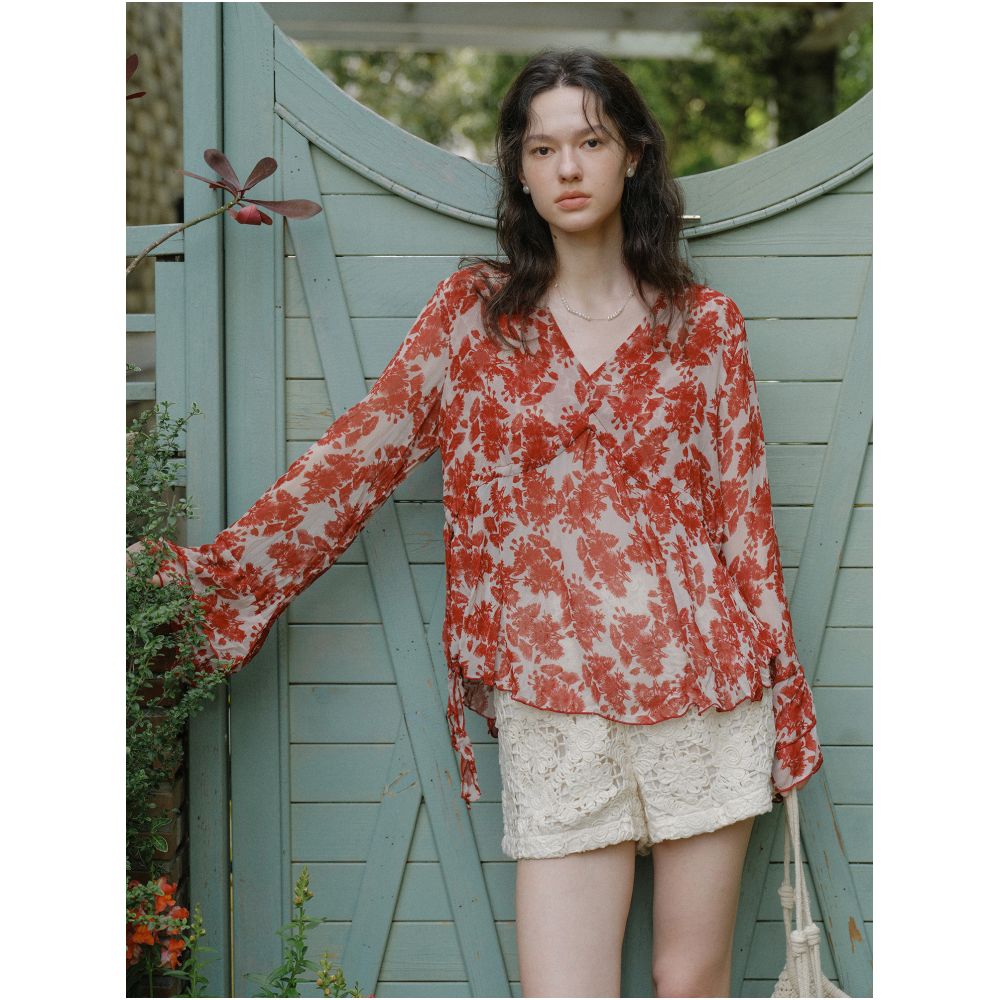 Clean Sense Summer Floral V neck Slim Waist Flared Sleeve Top image 0