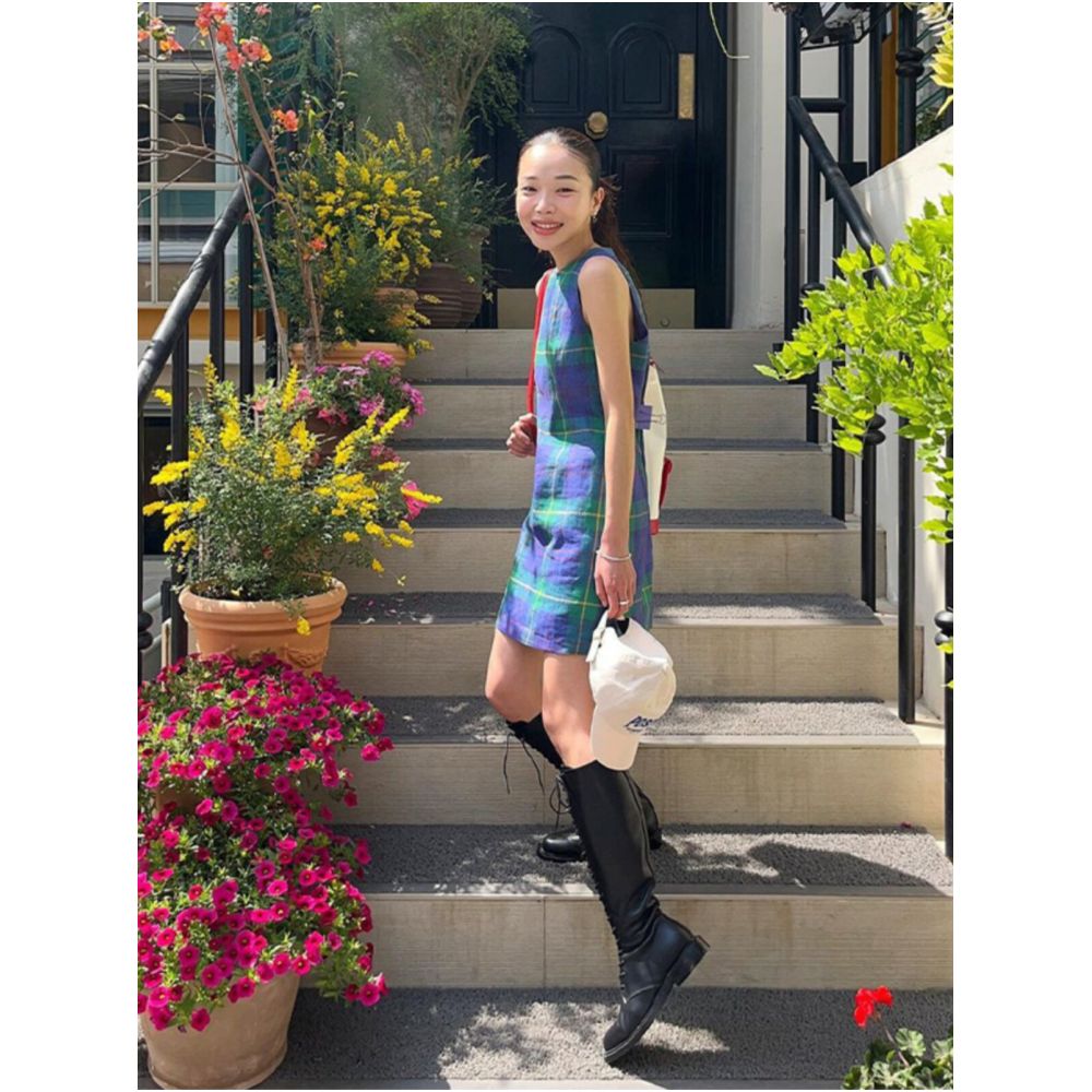 Green plaid sleeveless vest dress for women perfect for a summer vacation a straight cut halter dress mini skirt with a dopamine effect image 1