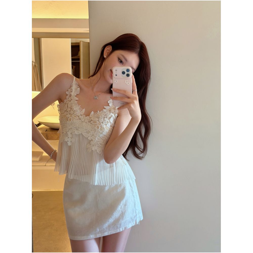 DailyDash Heartbeat Crush 3D Floral Patchwork Pleated V Neck Camisole Top image 0