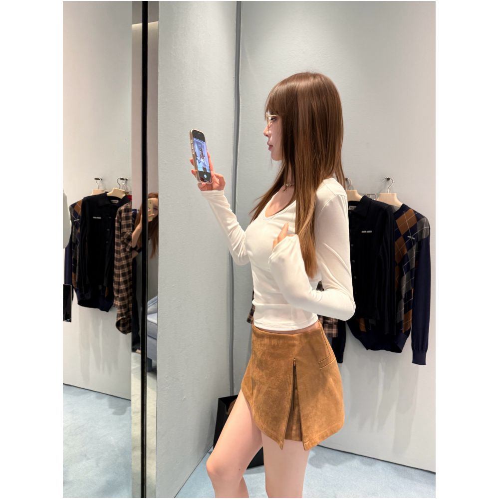 DailyDash Perfect Fit Suede Side Slit Mini Skirt Anti Exposure image 1