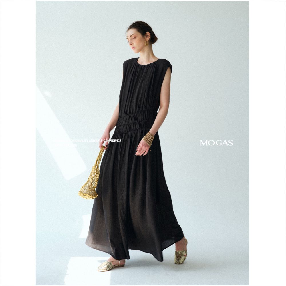 ASAYA7876 – Ethereal Halter Maxi Dress ✨🖤