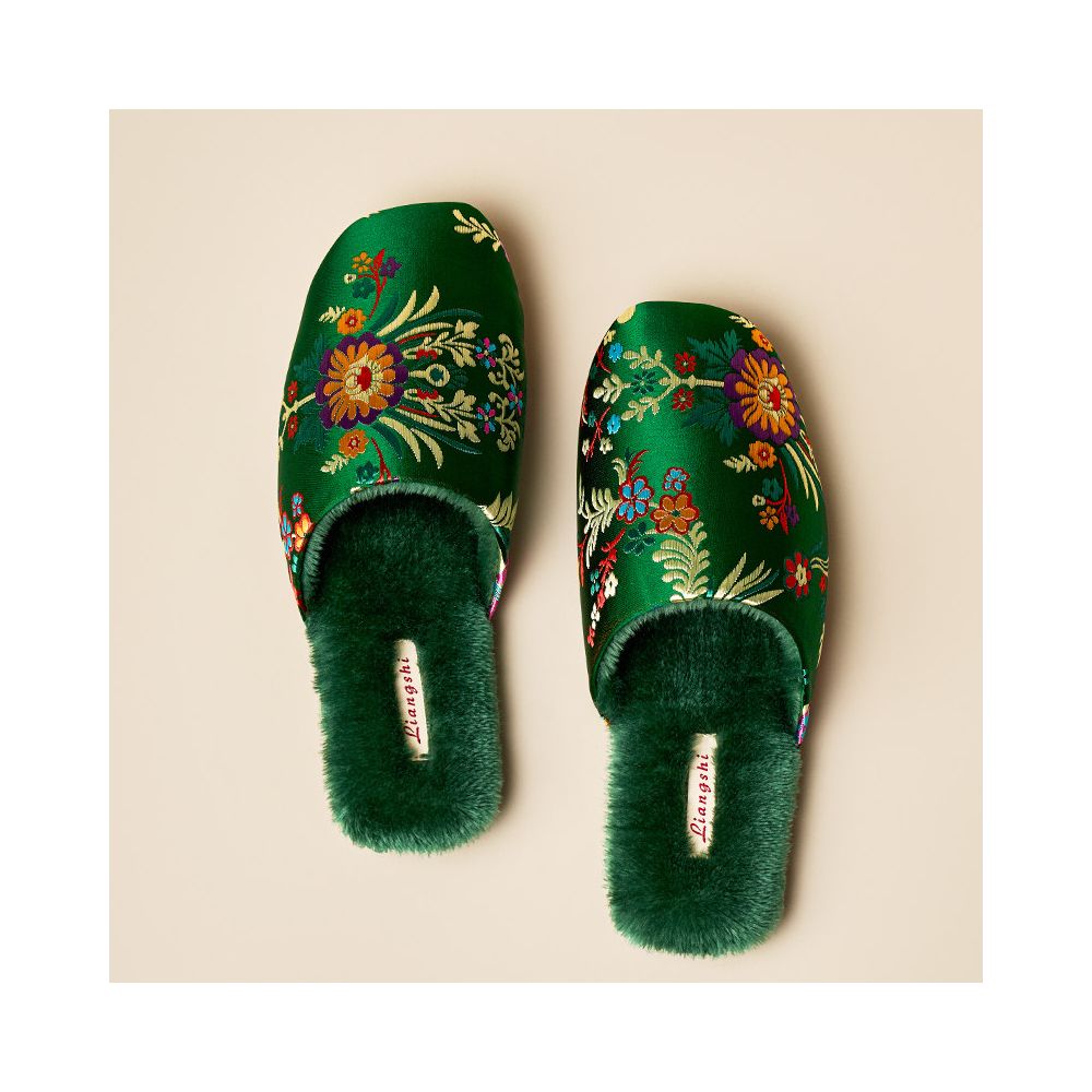 ASAYA7893 – Oriental Blossom Velvet Slippers 🌸✨ ร