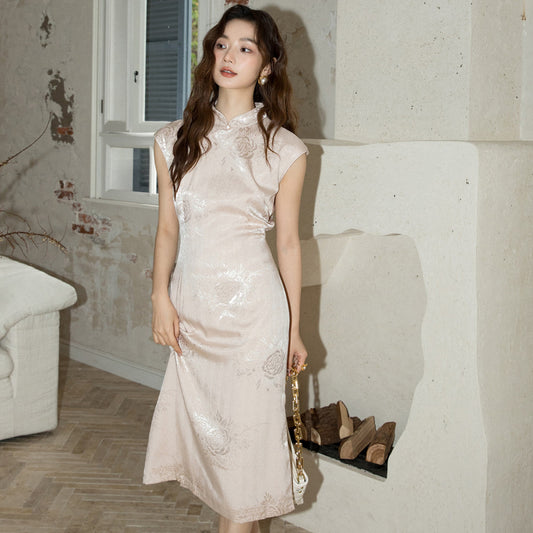 ASAYA4649 – Ivory Bloom Jacquard Qipao ✨🌸
