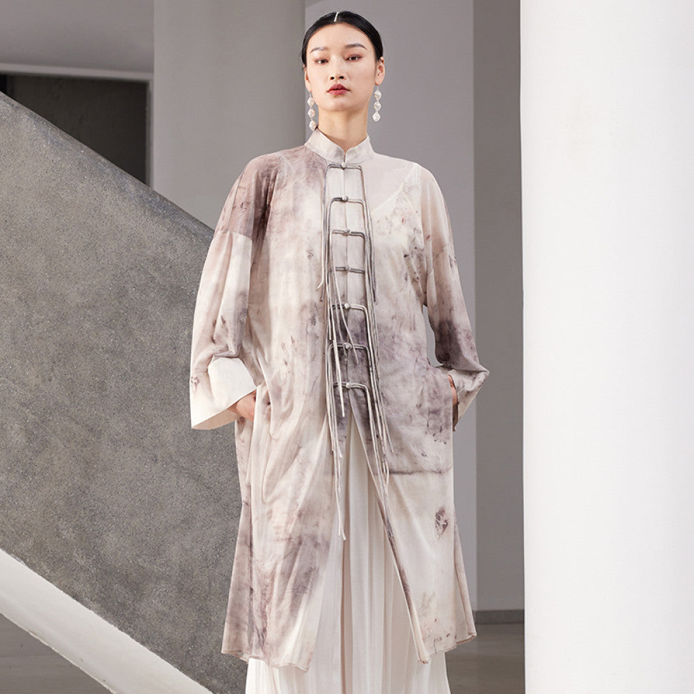 New Chinese style stand up collar silhouette with cross dyed printed mesh and artistic long sleeved jacket J42D391 image 7