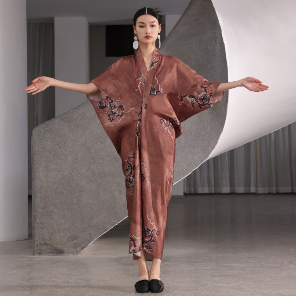 New Chinese style printed three dimensional cut batwing sleeves with a niche design sense both inside and outside the boundaries Seven point sleeve long dress image 18