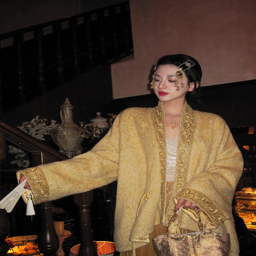 MOSS STUDIO Yun Yang Feng Hua Chinese style winter thickened heavy beaded woolen coat for women image 6