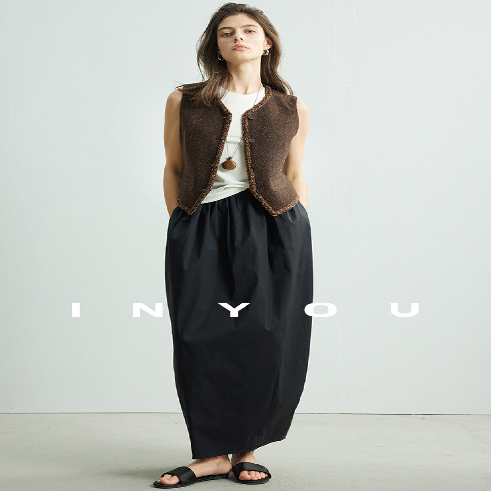 Due to the white floral bud skirt with a high waist and slimming effect the A line midi skirt is suitable for summer women with a French style Hepburn mid length umbrella skirt image 4
