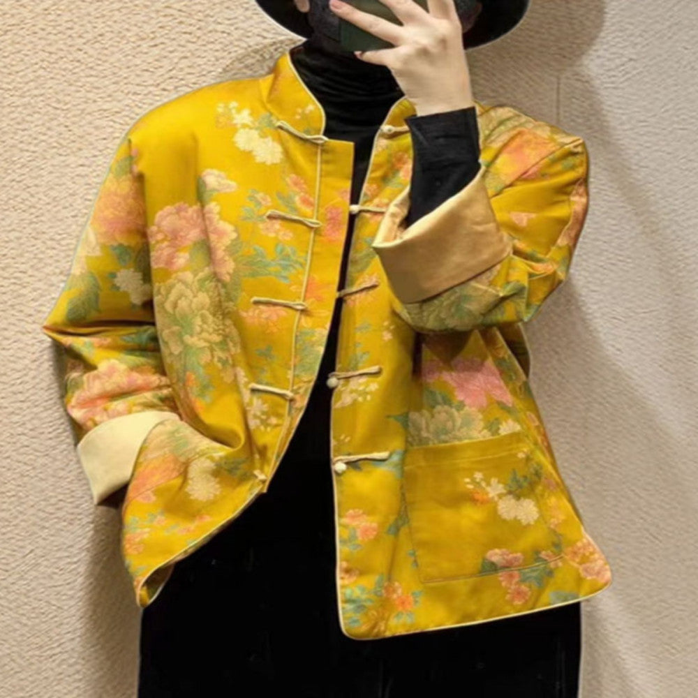 New Chinese style women s clothing for autumn and winter 2025 improved cheongsam daily retro cotton clothing embroidered Tang style outerwear image 4