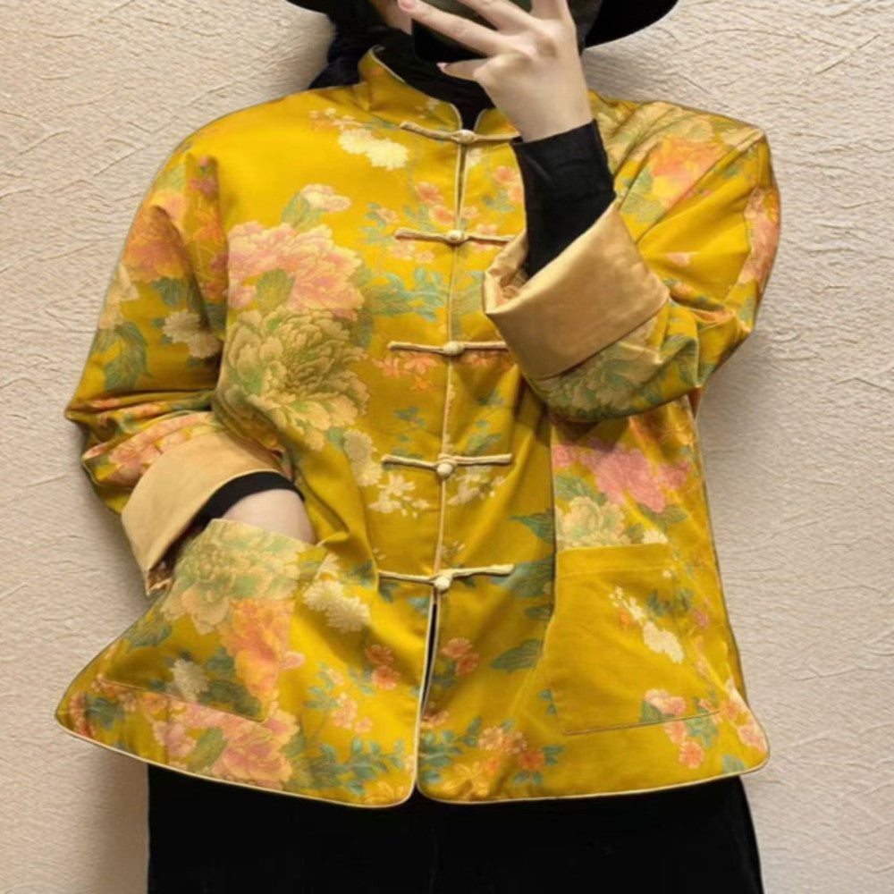 New Chinese style women s clothing for autumn and winter 2025 improved cheongsam daily retro cotton clothing embroidered Tang style outerwear image 0