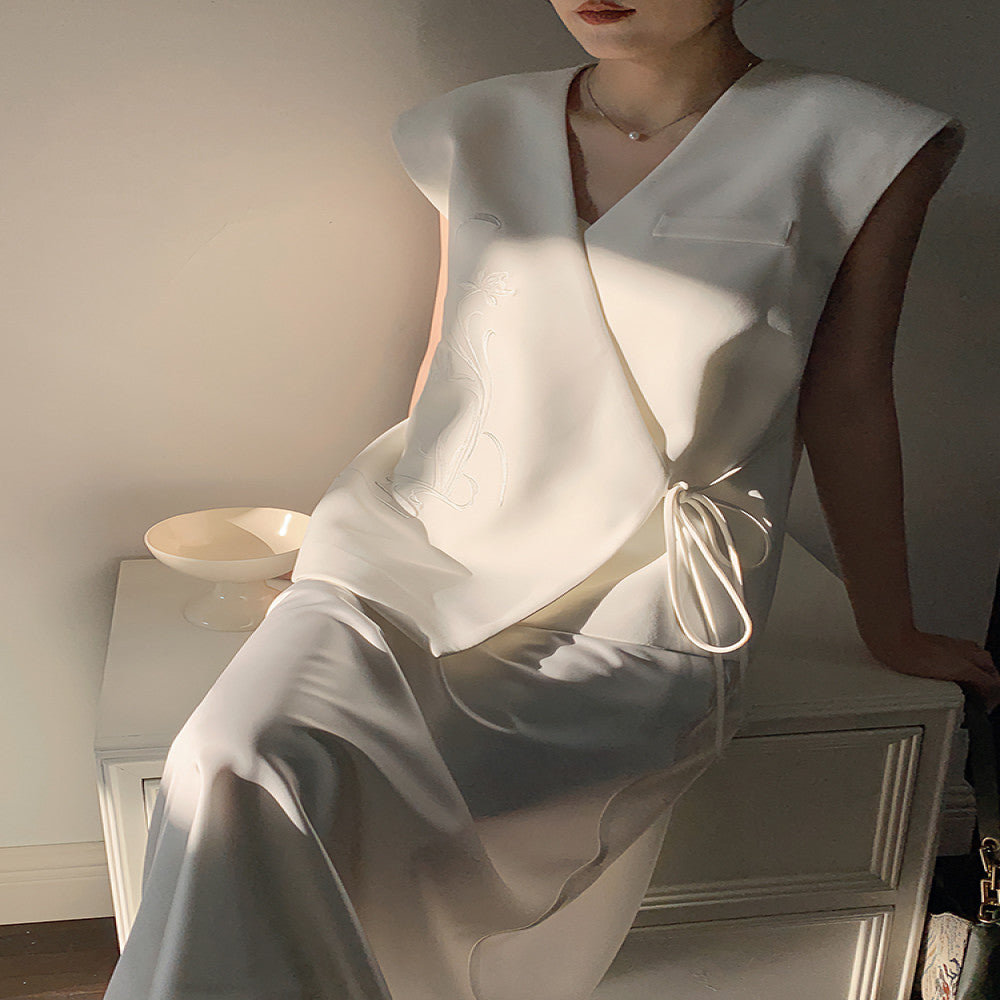 New Chinese style quiet and elegant Chinese style light and familiar niche vest loose and lazy style Western style fashionable sleeveless top for women image 3