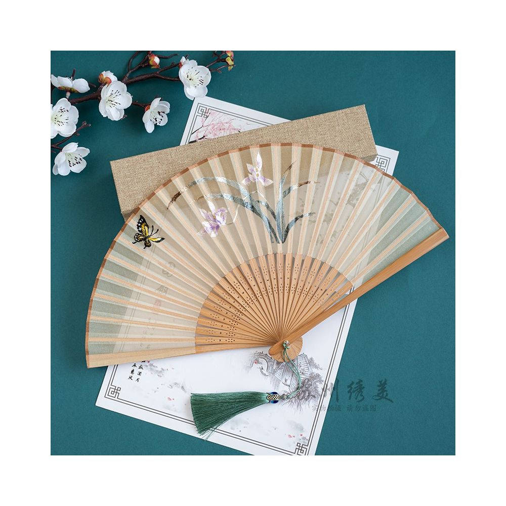 Suzhou embroidery folding fan ancient style embroidery fan ancient costume Hanfu folding fan dance prop Suzhou embroidery beauty handicraft gift image 8